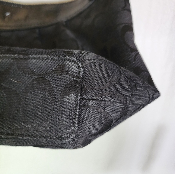 Vintage Coach Black Signature Canvas Shoulder Bag Purse - Picture 9 of 12